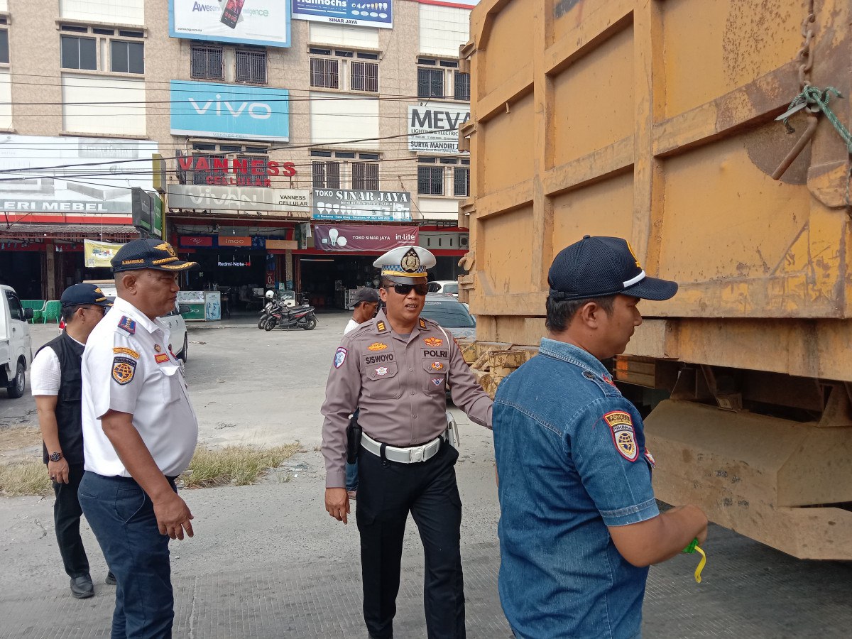 Wako Agung Pastikan Penertiban Truk ODOL Rutin
