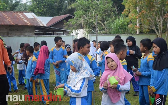 Peduli Kesehatan Siswa, Mahasiswa Kukerta Unri Gelar Penyuluhan PHBS di Bandar Laksamana