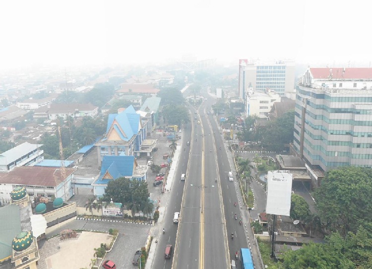 Jarak Pandang 800 M Belum Ganggu Penerbangan di Bandara SSK II