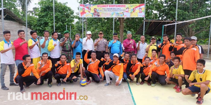 Sekda Inhil Buka Turnamen di Tiga Desa Kecamatan Kemuning