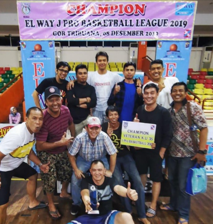 Tampil Sempurna, Executive Padang Raih Juara 1 Turnamen Basket se-Sumatera