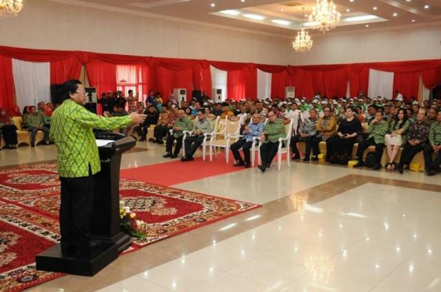 Oesman Sapta: Harus Ada Keberpihakan pada Petani