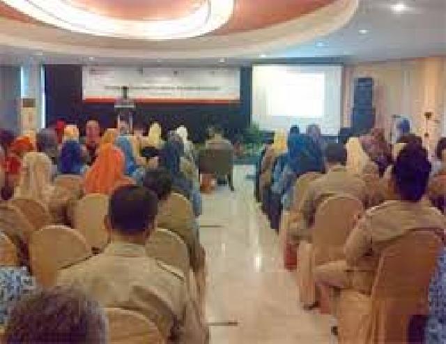 Alfamart Gelar Seminar Peningkatan Profesionalisme Guru