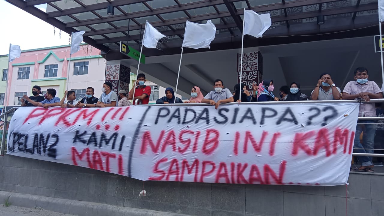 Masyarakat Mulai Marah PPKM Dilanjutkan