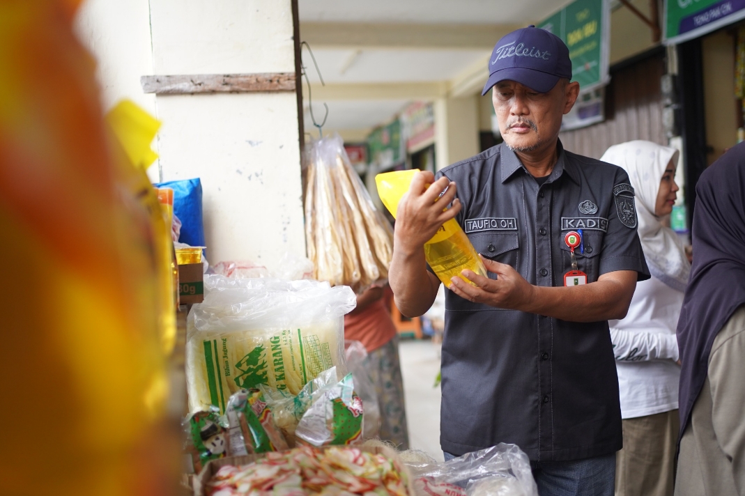 Disperindag Riau Cek Ketersediaan dan Harga Bahan Pokok di Pasar