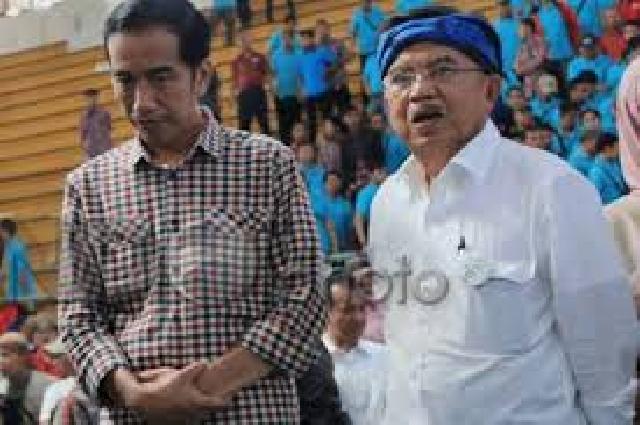 Jokowi Mendadak Periksa Gigi