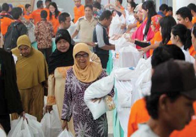 BRI Serahkan Bantuan Sembako