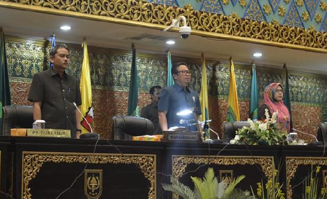 Dewan Bentuk Pansus LKPj Kepala Daerah Provinsi Riau Tahun 2017