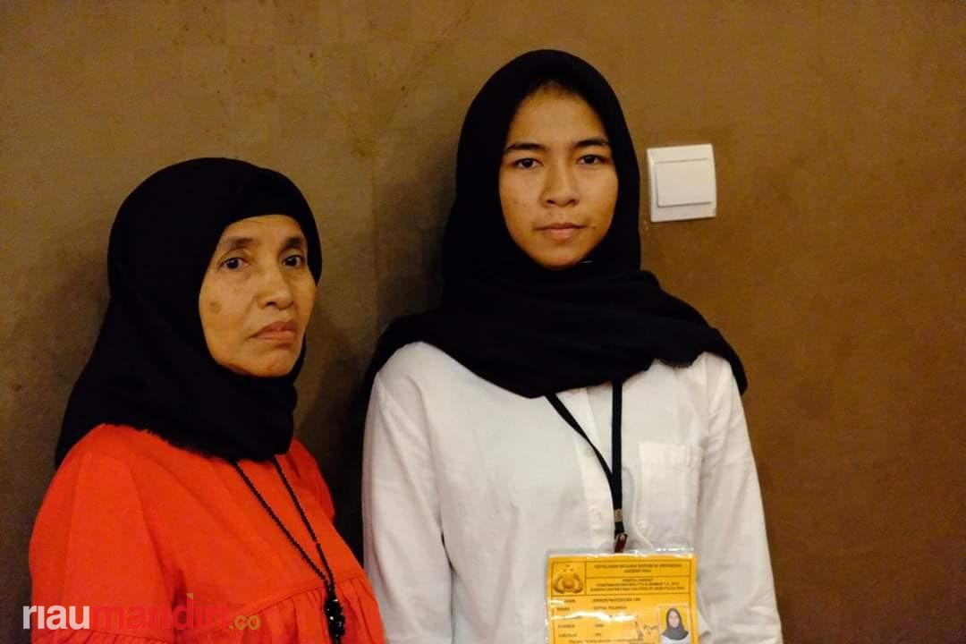 Septia Yolanda, Anak Buruh Pabrik yang Dinyatakan Lulus Tes Polwan