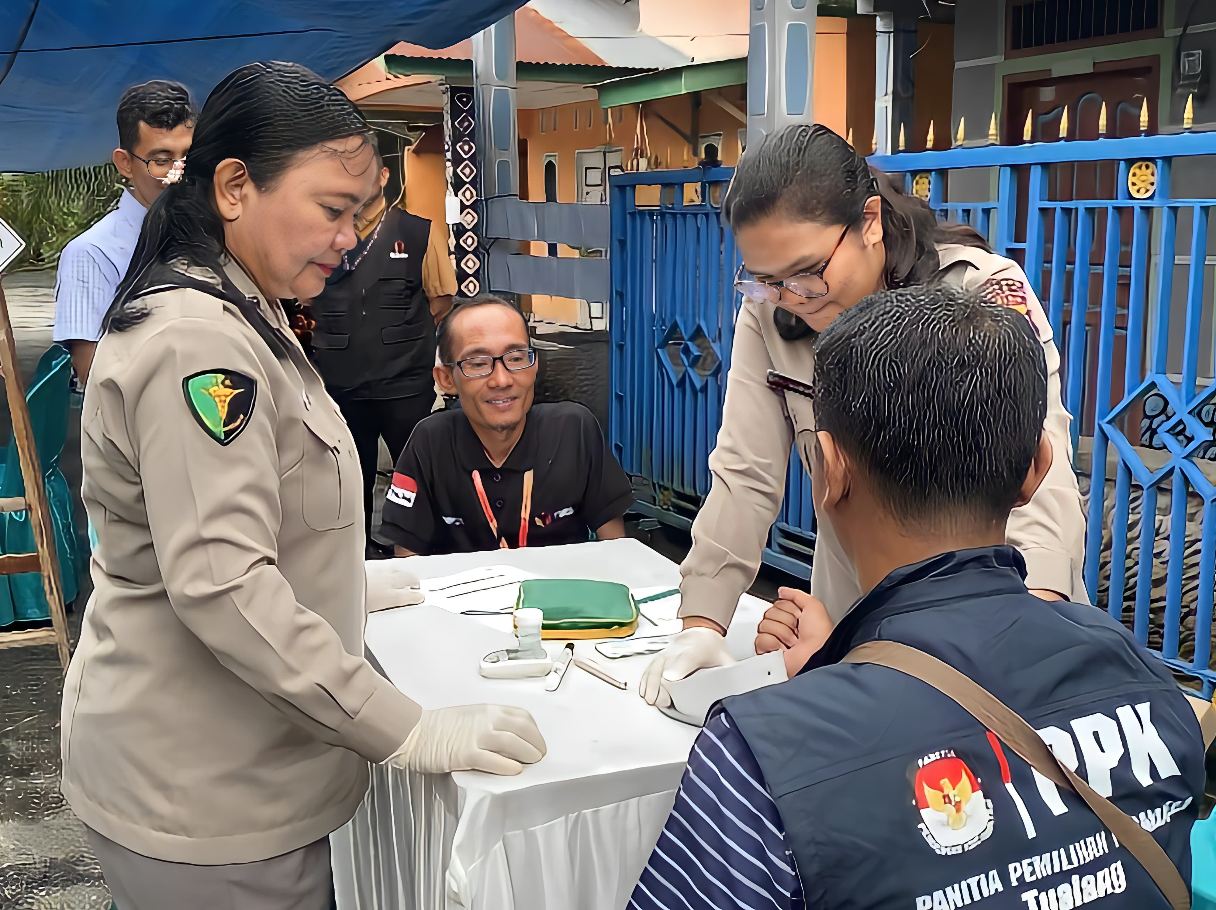 Polres Siak Turunkan Tim Kesehatan Saat Monitoring Pleno di Tingkat Kecamatan