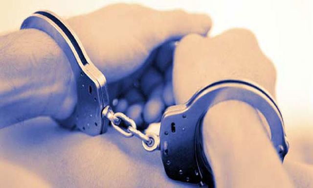 Pencuri Kabel Tembaga Ditangkap Warga