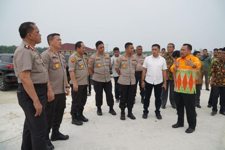 Bupati Kampar Dampingi Kapolda Riau Kunjungi SPN di Tambang