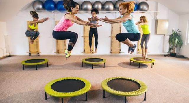 Menurut Penelitian: Inilah 4 Manfaat Sehat Olahraga Trampolin