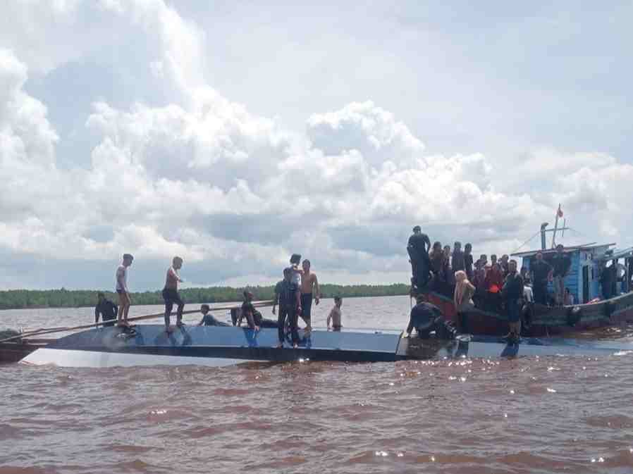 Dua Nakhoda Kapal SB Evelyn Calisca 01 Jadi Tersangka