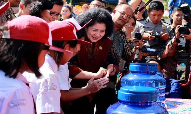 Seratus Persen Punya Jamban Sehat