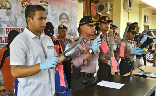 Cucu Biadab, Bunuh Sang Nenek yang Baru Selesai Salat Dhuha