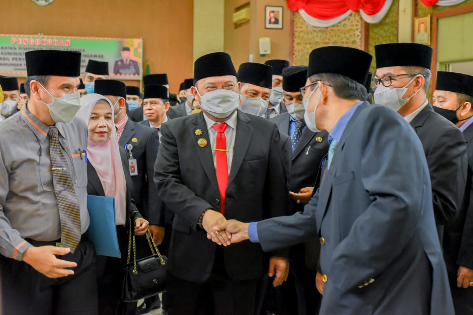 Termasuk Sekda, Bupati Kampar Kukuhkan 214 Pejabat