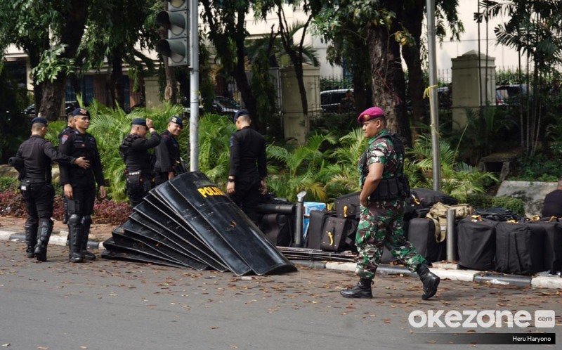 1.500 Polri-TNI Dikerahkan untuk Pengamanan Istana Siang Ini, Ada Apa?