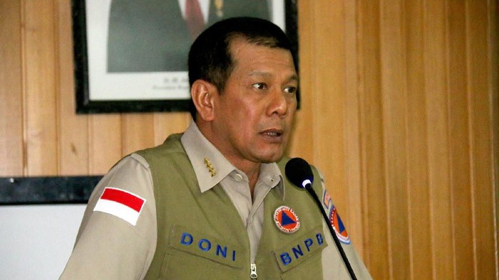 Arahan Khusus Kepala BNPB untuk Pemerintah Daerah Terkait Penanganan Corona