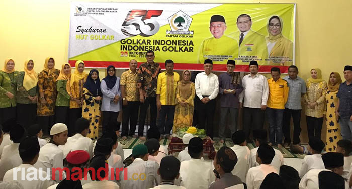 Sempena HUT Golkar ke-55, Golkar Riau Silaturahmi ke Panti Asuhan dan Santuni Anak Yatim 