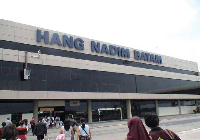 Deportasi Pria Berjenggot dari Hang Nadim Batam