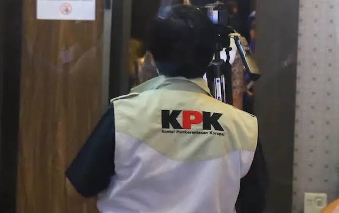 Pj Bupati Sorong Yan Piet Mosso Terjaring OTT KPK
