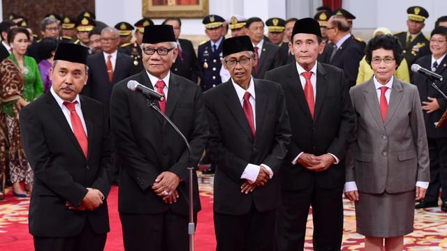Usai Dilantik Jokowi Tak Langsung Kerja, Dewan Pengawas KPK Ngaku Masih Cuti