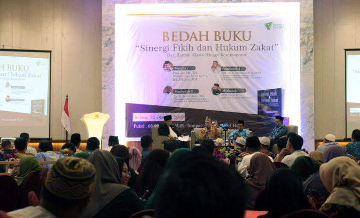 Hari Santri, Dompet Dhuafa Riau Gelar Bedah Buku dan Silaturahmi dengan Pegiat Zakat