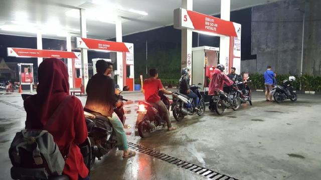 Harga Pertalite di Riau Mulai Hari Ini Resmi Turun Rp7.800 Per Liter