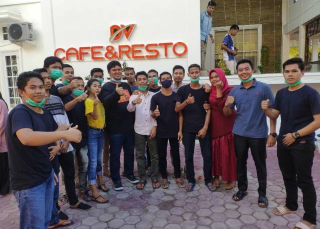 Resmikan DV Cafe & Resto, Andi Putra: Anak Muda Potensial Kembangkan Dunia Usaha