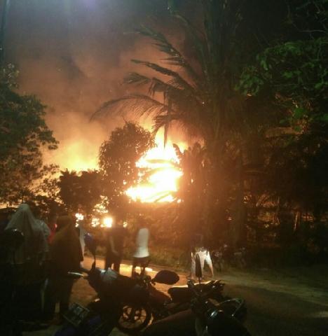 Enam Unit Rumah di Rumbai Pesisir Ludes Terbakar