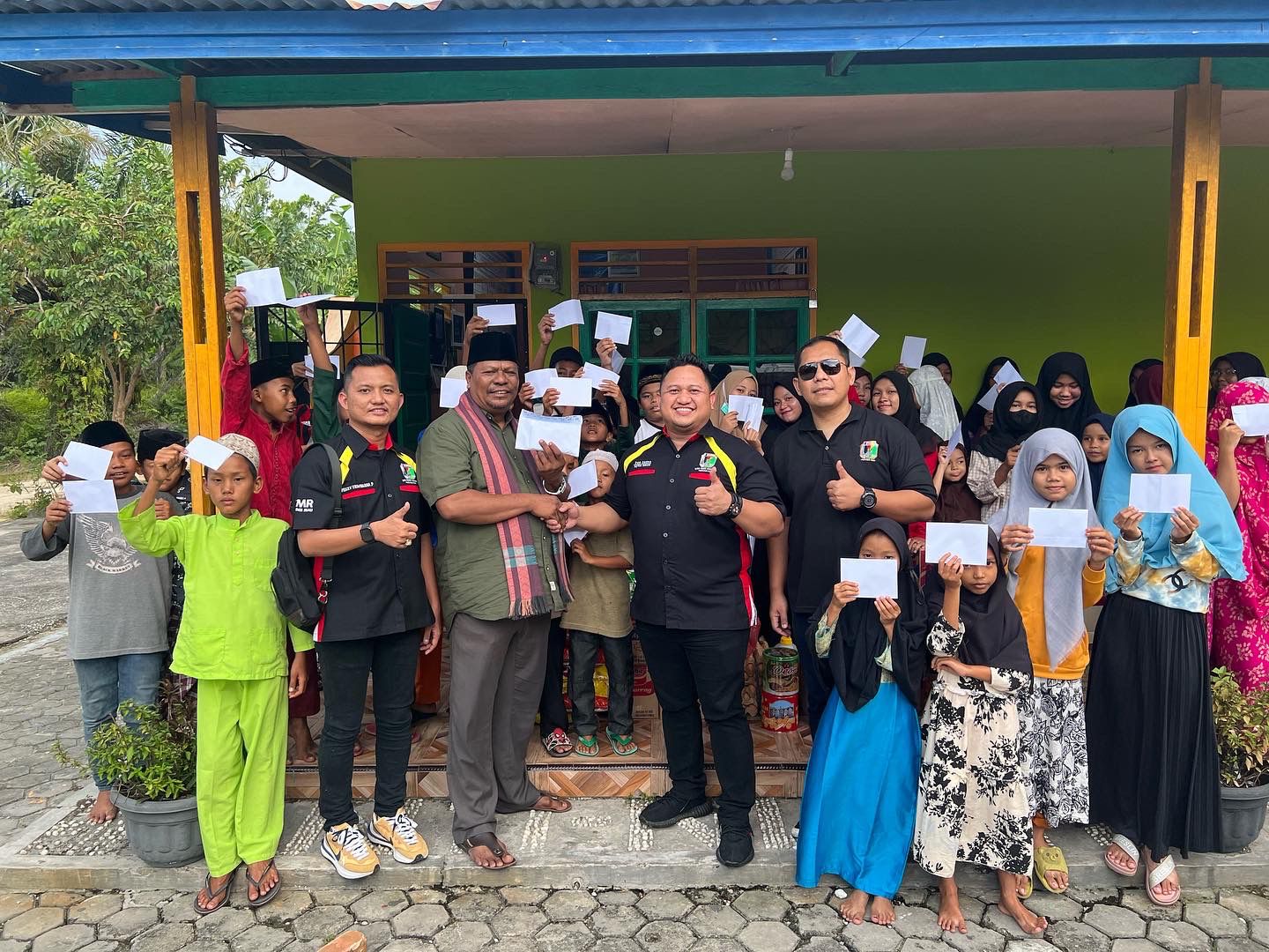 Berbagi di Bulan Ramadan, IPMR Santuni Anak Yatim