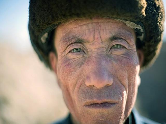 Penduduk Asli Zhelaizhai Memiliki Rambut Pirang dan Mata Hijau