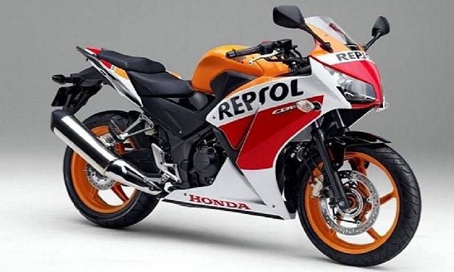 AHM Rilis Honda CBR250R Champion  Edition Rp56,8 Juta