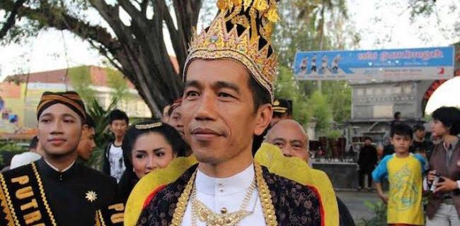 Jokowi Mau Ambil Peran King Maker di 2024