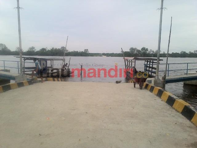 Warga Harapkan Ferry Penyeberangan di Pelabuhan Pedadaran