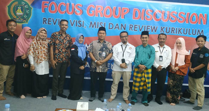 Komisioner KPID Riau Jadi Narasumber FGD Review Kurikulum STAIN Bengkalis