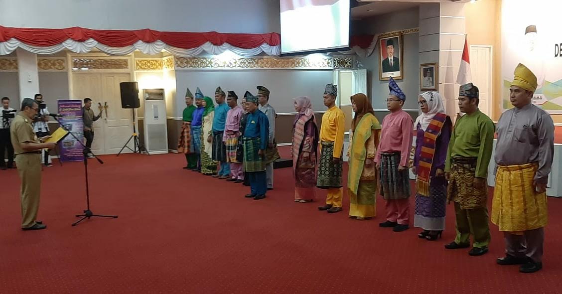 Lantik Dewan Perpustakaan Riau, Syamsuar: Minat Baca Masyarakat Masih Rendah
