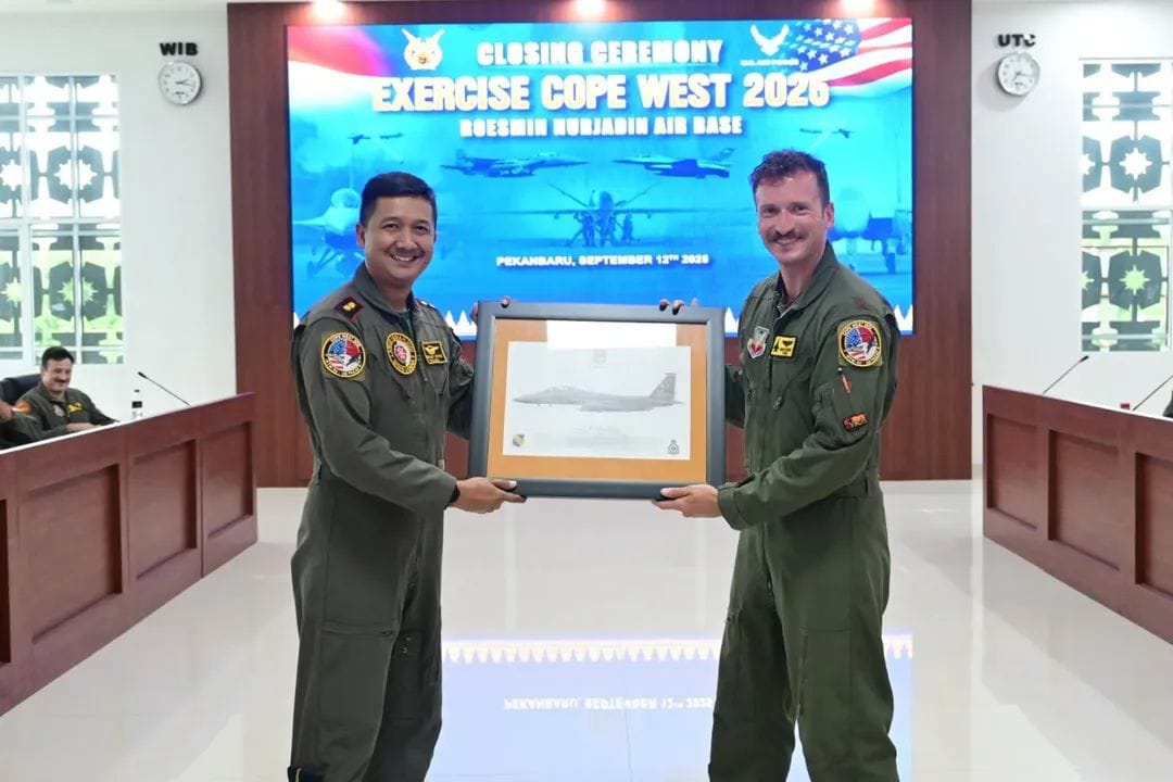 Berlangsung di Lanud Roesmin Nurjadin, Latihan F16 TNI AU-F15 USAF Ditutup