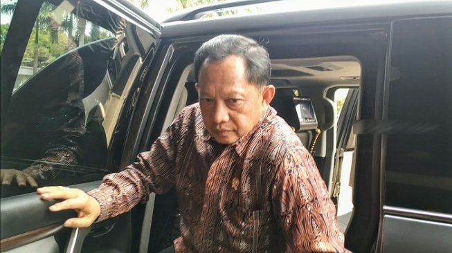 Terlambat Ikut Rapat, Eks Pimpinan KPK Semprot Tito: Lain Kali Rapat Jangan Telat!