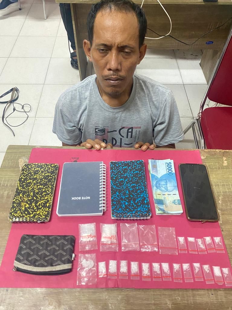 Seorang Pria Paruh Baya Diduga Pengedar Narkoba Diamankan Polres Siak