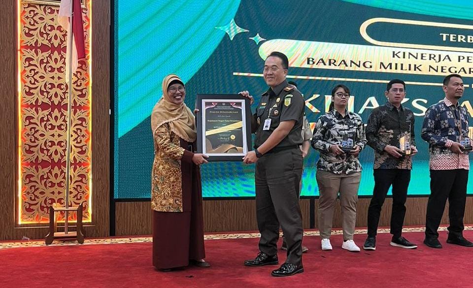 Terbaik Kelola Barang Milik Negara Rampasan, Kejari Pekanbaru Terima Penghargaan dari KPKNL