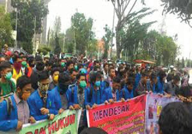 GERAK Lakukan Aksi di Kejati Riau