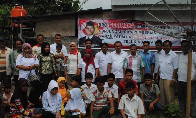 Gerindra Berbagi Kebahagiaan dengan Anak Yatim