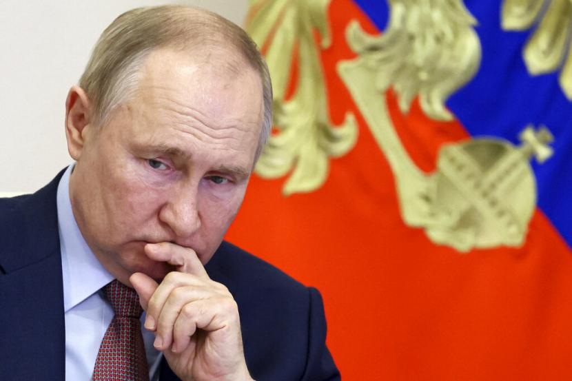 Putin: Rusia Siap Negosiasikan Solusi Konflik Ukraina
