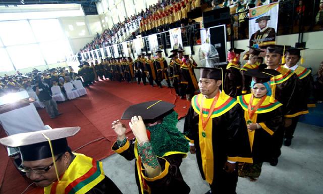 Akhir Mei, 735 Mahasiswa Unisi Diwisuda