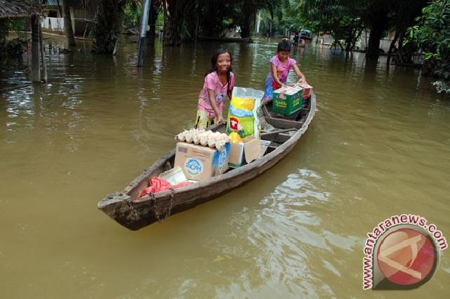 KKKS Kampar Bantu Korban Banjir Gunung Sahilan