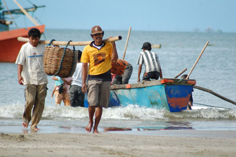 Aturan Baru Pajak Perikanan Dinilai Cekik Nelayan