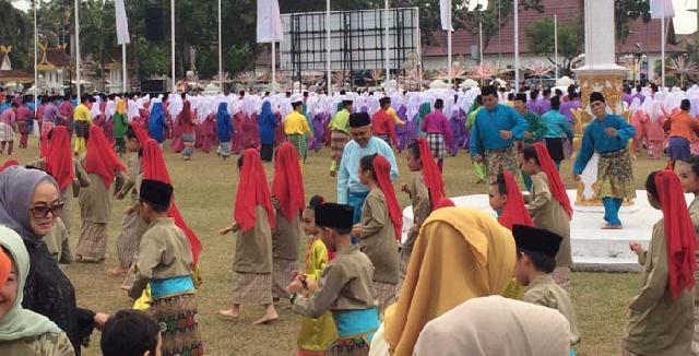 Atraksi 2.020 Penari Zapin, Bukti Mewujudkan Visi Riau