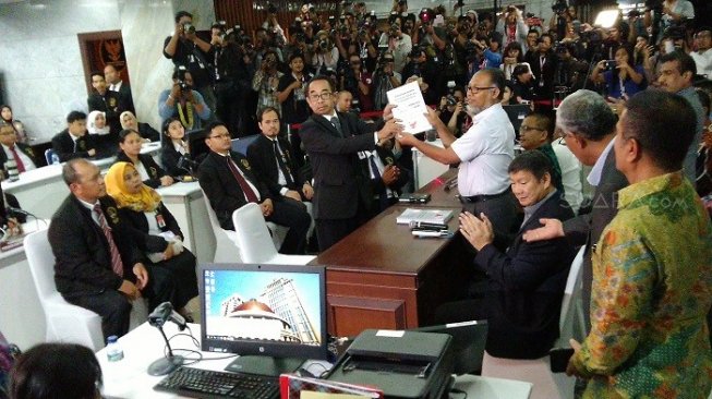 Inilah Anggota Tim Kuasa Hukum Prabowo-Sandiaga untuk Sengketa Pilpres di MK
